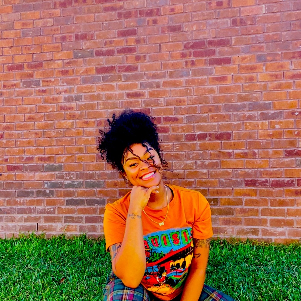 Meet your Posher, Mara